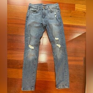 Excellent Condition DL1961 Distressed Zane Skinny Jean